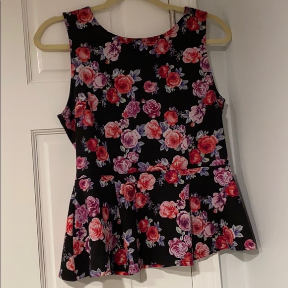 Forever 21 rose top size medium - Picture 1 of 3